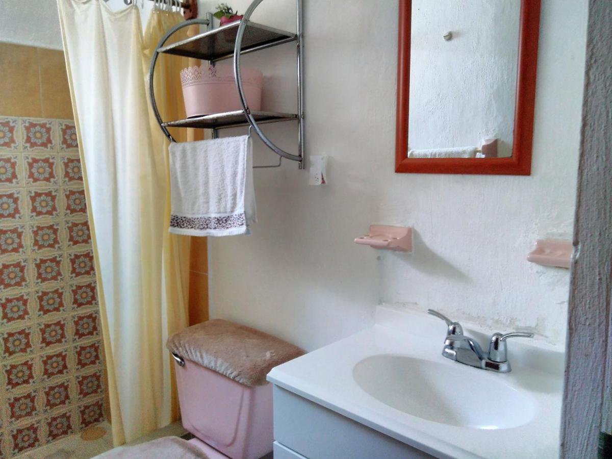 Los Caracoles Bed & Breakfast Cancun Exterior photo